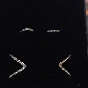 Victoria’s Secret earring and bracelet set